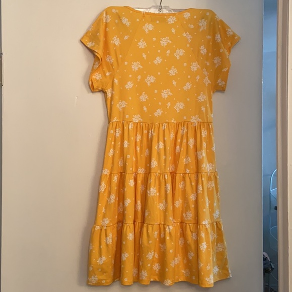 Urban outfitters yellow patterned sundress size s - Picture 2 of 4